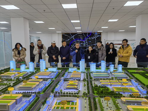 中國電子商會會長王寧一行赴濟南市公益性農(nóng)產(chǎn)品批發(fā)市場項目現(xiàn)場參觀考察